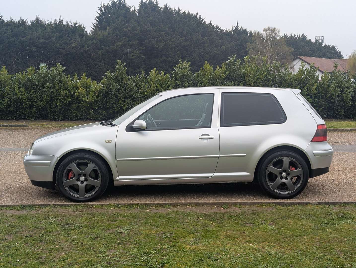 <p>2003 VW GOLF V6 4MOTION</p>