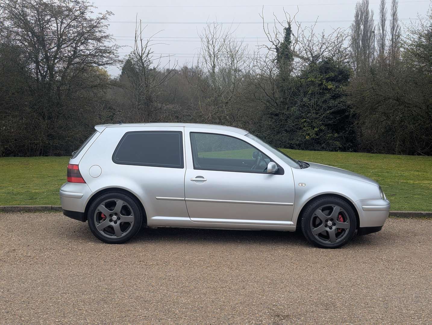 <p>2003 VW GOLF V6 4MOTION</p>