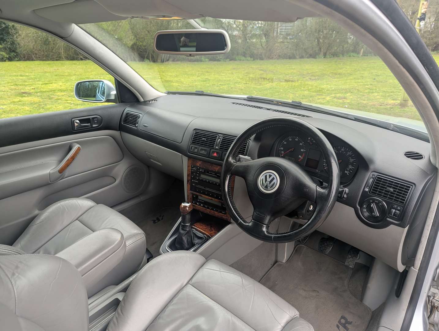 <p>2003 VW GOLF V6 4MOTION</p>