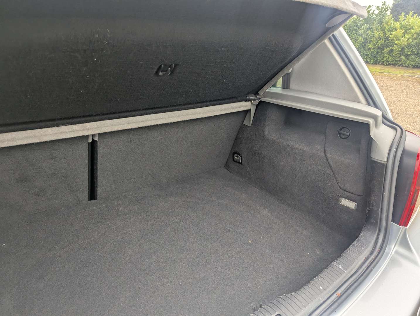 <p>2003 VW GOLF V6 4MOTION</p>