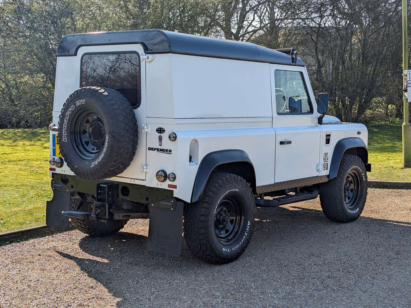 <p>2013 LAND ROVER DEFENDER 90 HARD TOP PUMA</p>