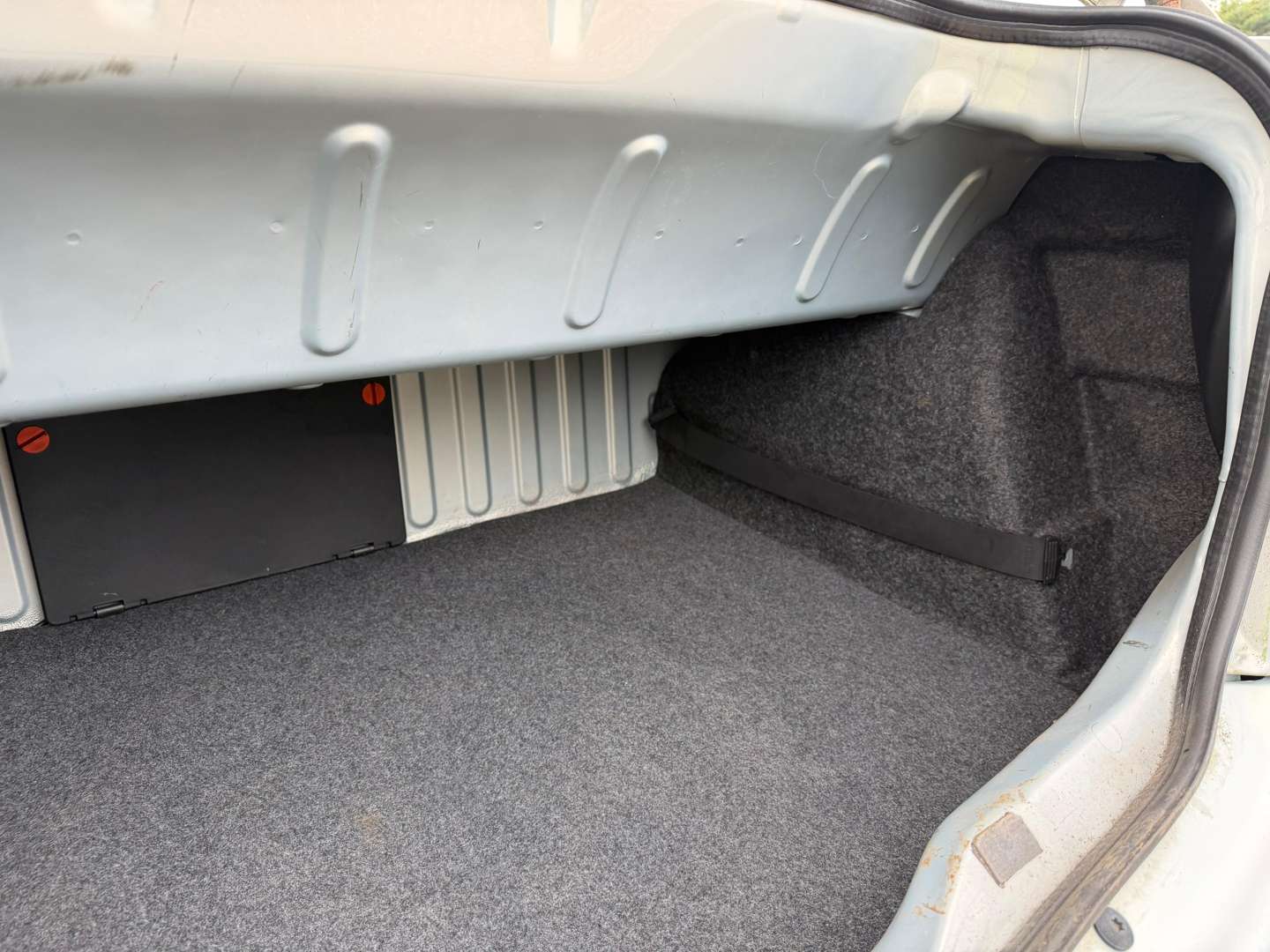 <p>2002 RENAULT MEGANE DYNAMIQUE + CABRIO</p>