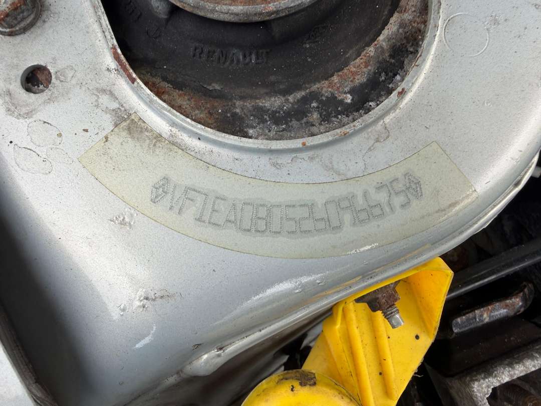 <p>2002 RENAULT MEGANE DYNAMIQUE + CABRIO</p>