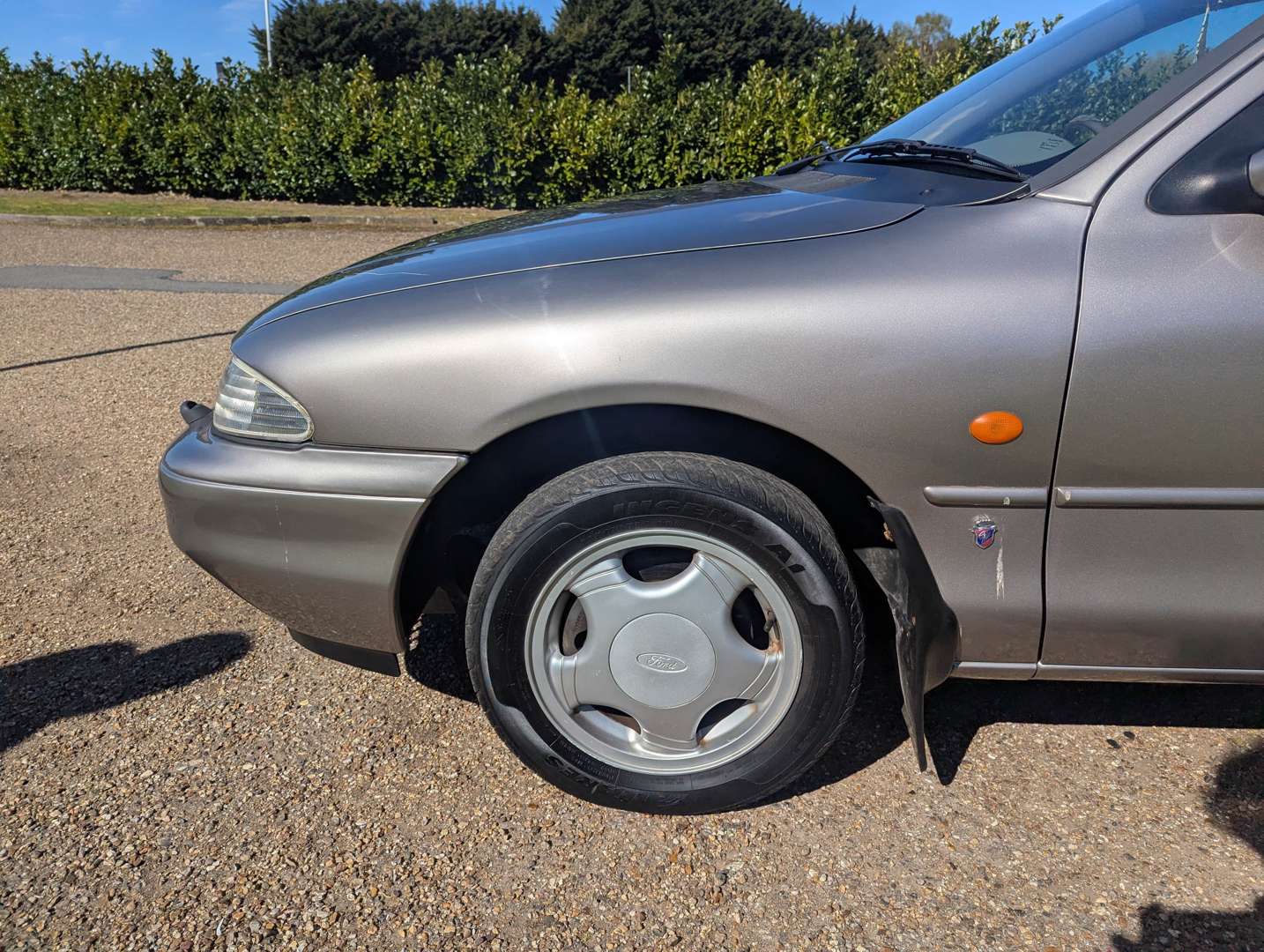 <p>1993 FORD MONDEO 2.0 GHIA</p>