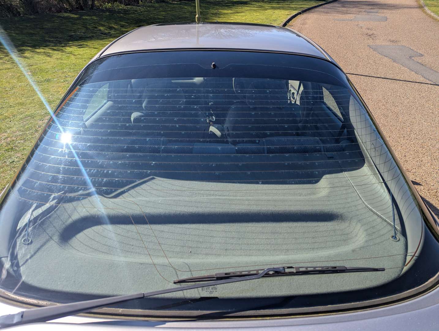 <p>1993 FORD MONDEO 2.0 GHIA</p>