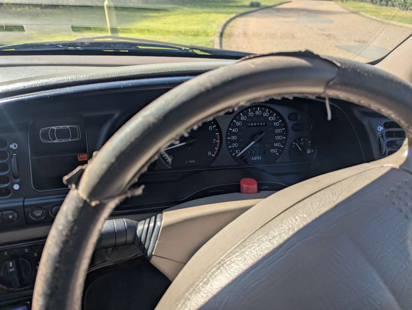 <p>1993 FORD MONDEO 2.0 GHIA</p>