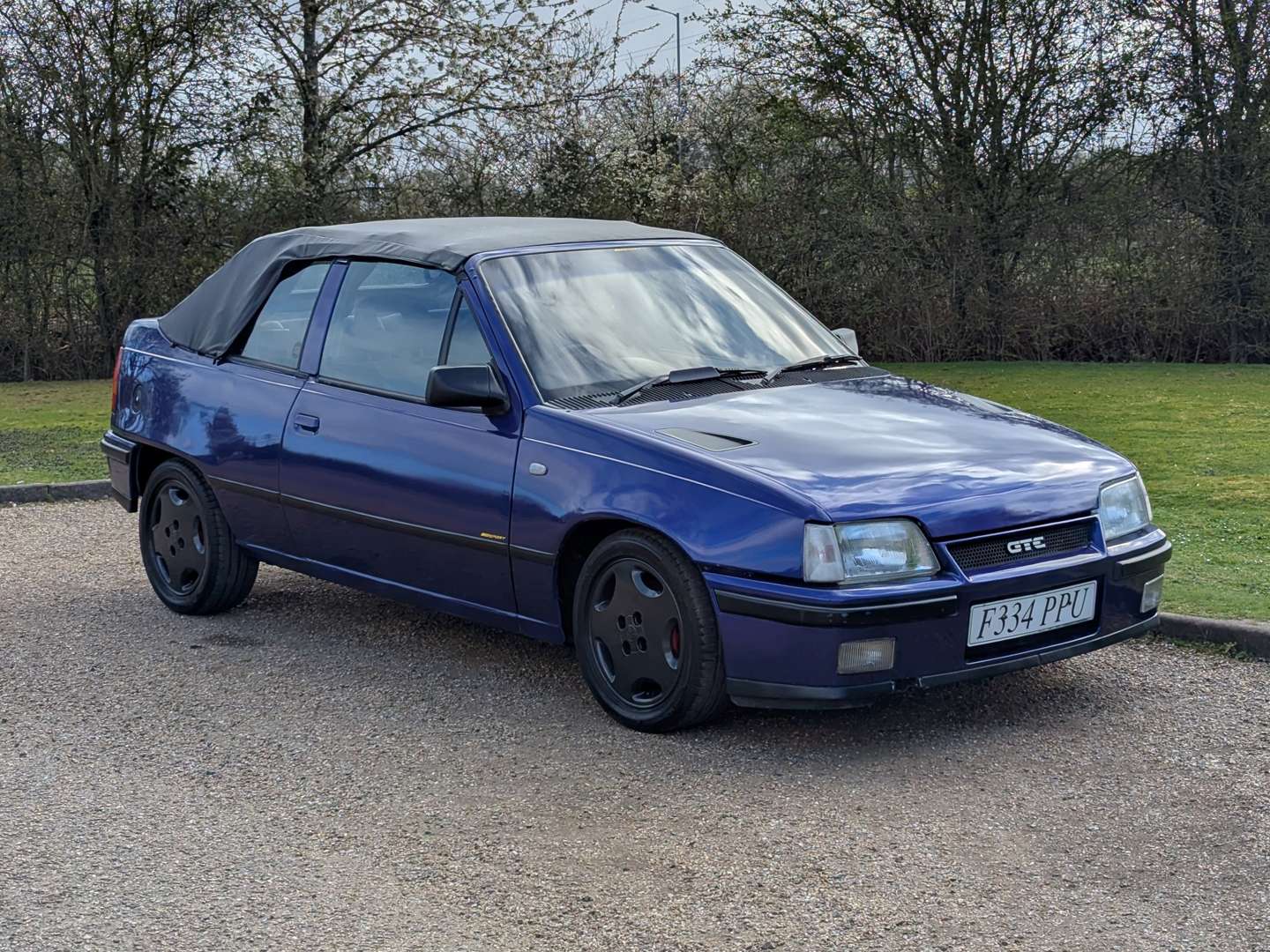 <p>1989 VAUXHALL ASTRA CONVERTIBLE</p>