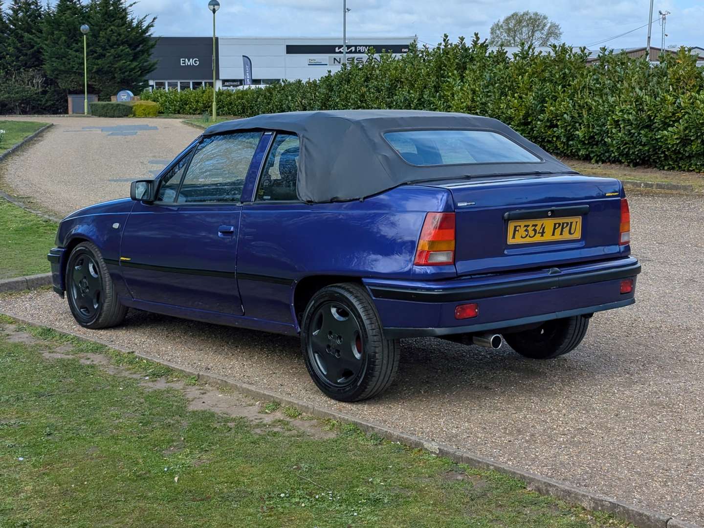<p>1989 VAUXHALL ASTRA CONVERTIBLE</p>