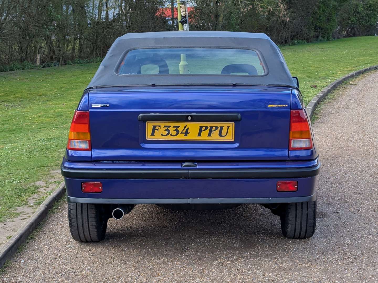 <p>1989 VAUXHALL ASTRA CONVERTIBLE</p>