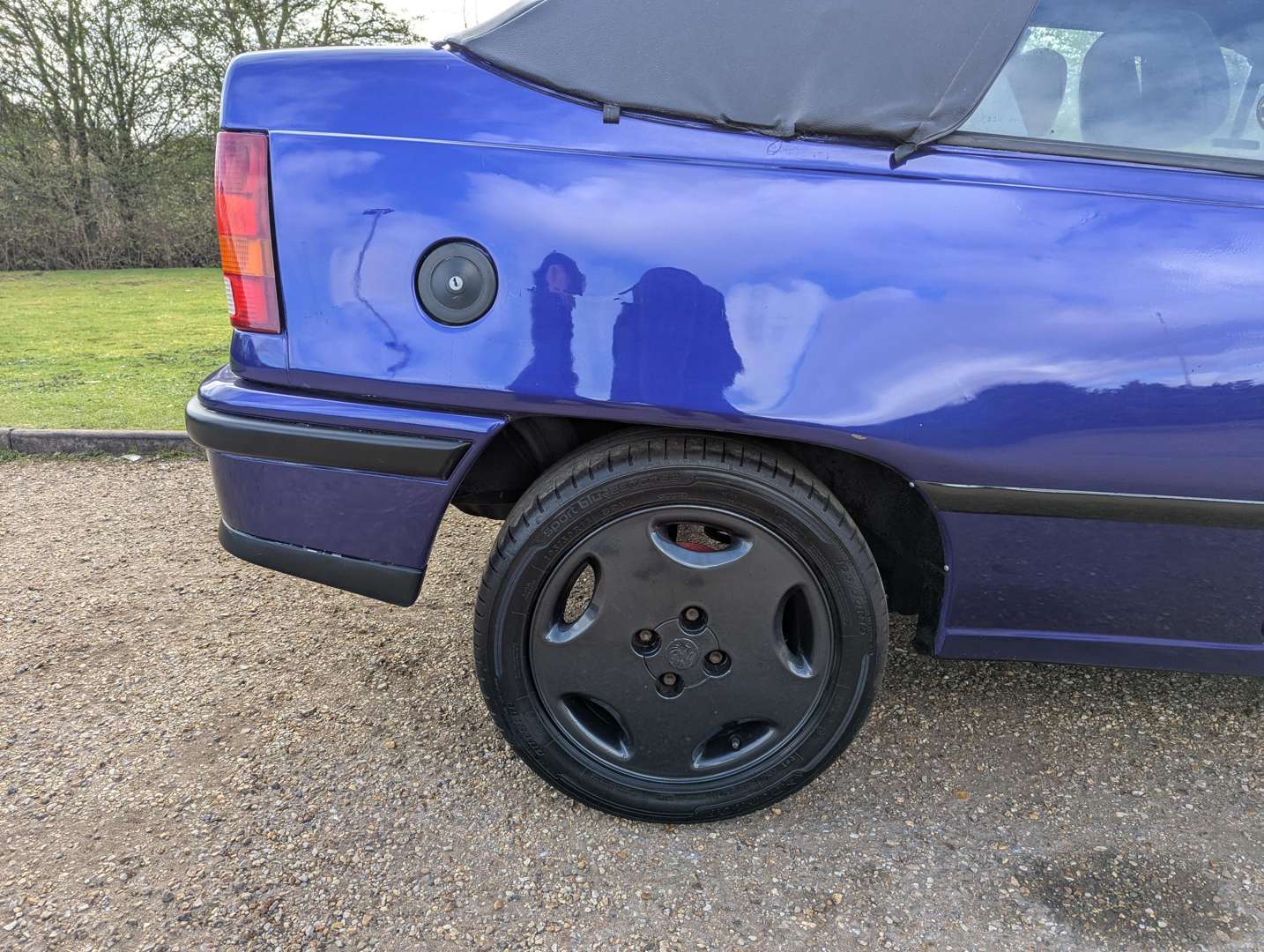 <p>1989 VAUXHALL ASTRA CONVERTIBLE</p>