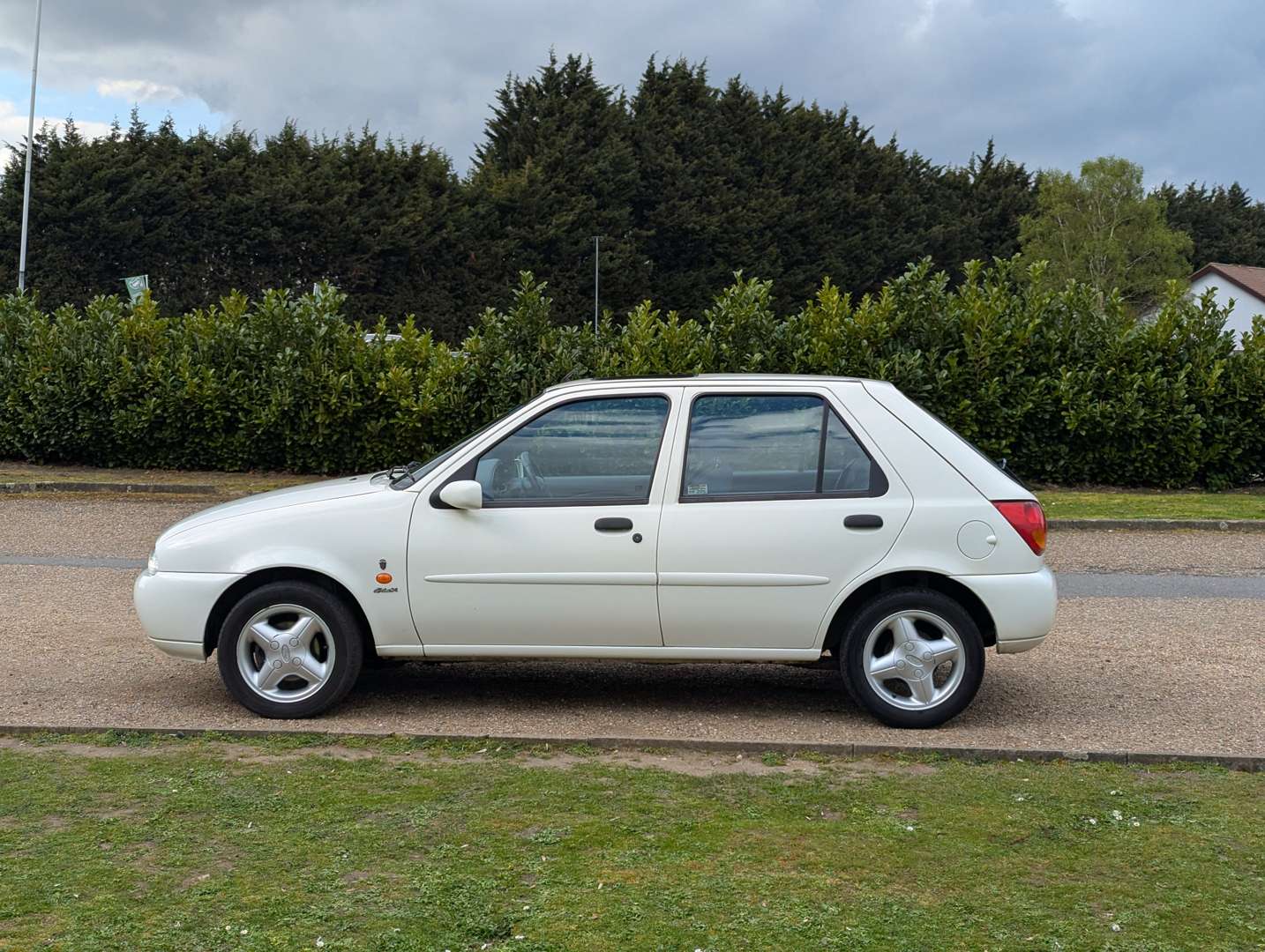 <p>1997 FORD FIESTA GHIA X AUTO</p>