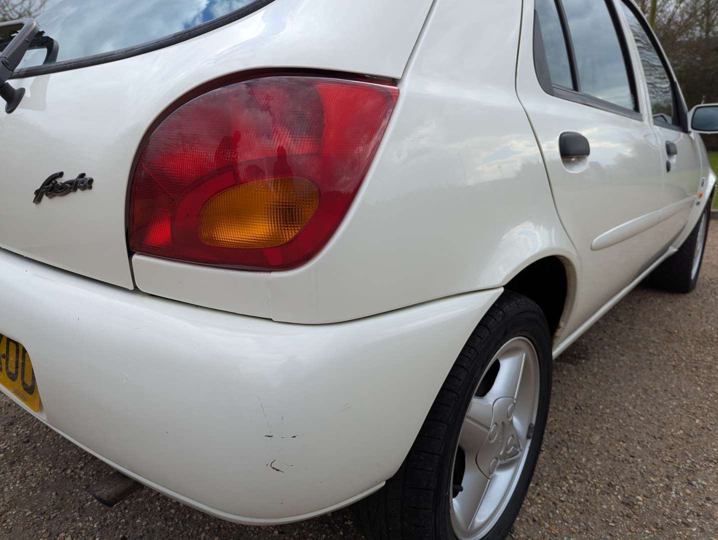 <p>1997 FORD FIESTA GHIA X AUTO</p>