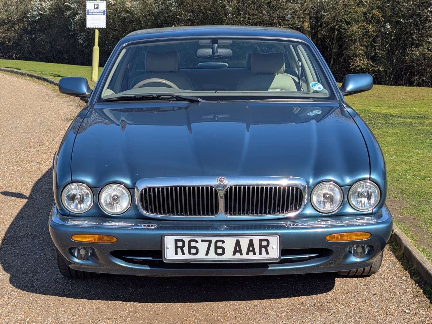 <p>1998 JAGUAR XJ8 3.2 AUTO</p>