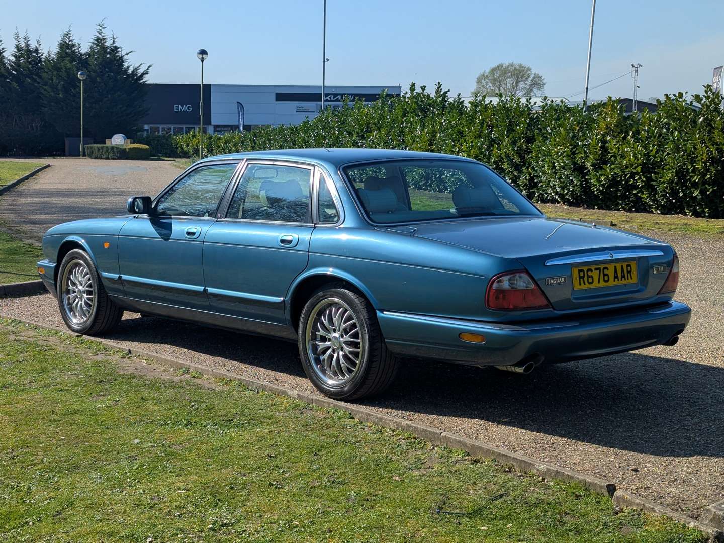 <p>1998 JAGUAR XJ8 3.2 AUTO</p>