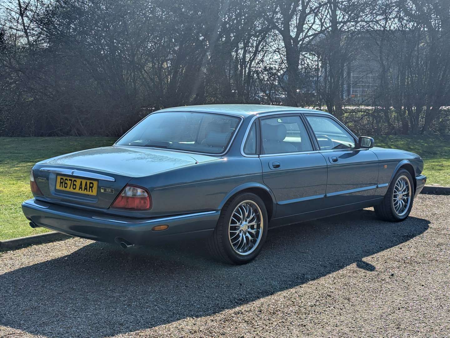 <p>1998 JAGUAR XJ8 3.2 AUTO</p>