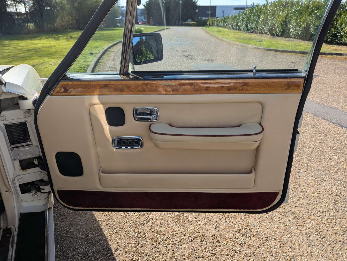 <p>1991 BENTLEY TURBO R AUTO</p>