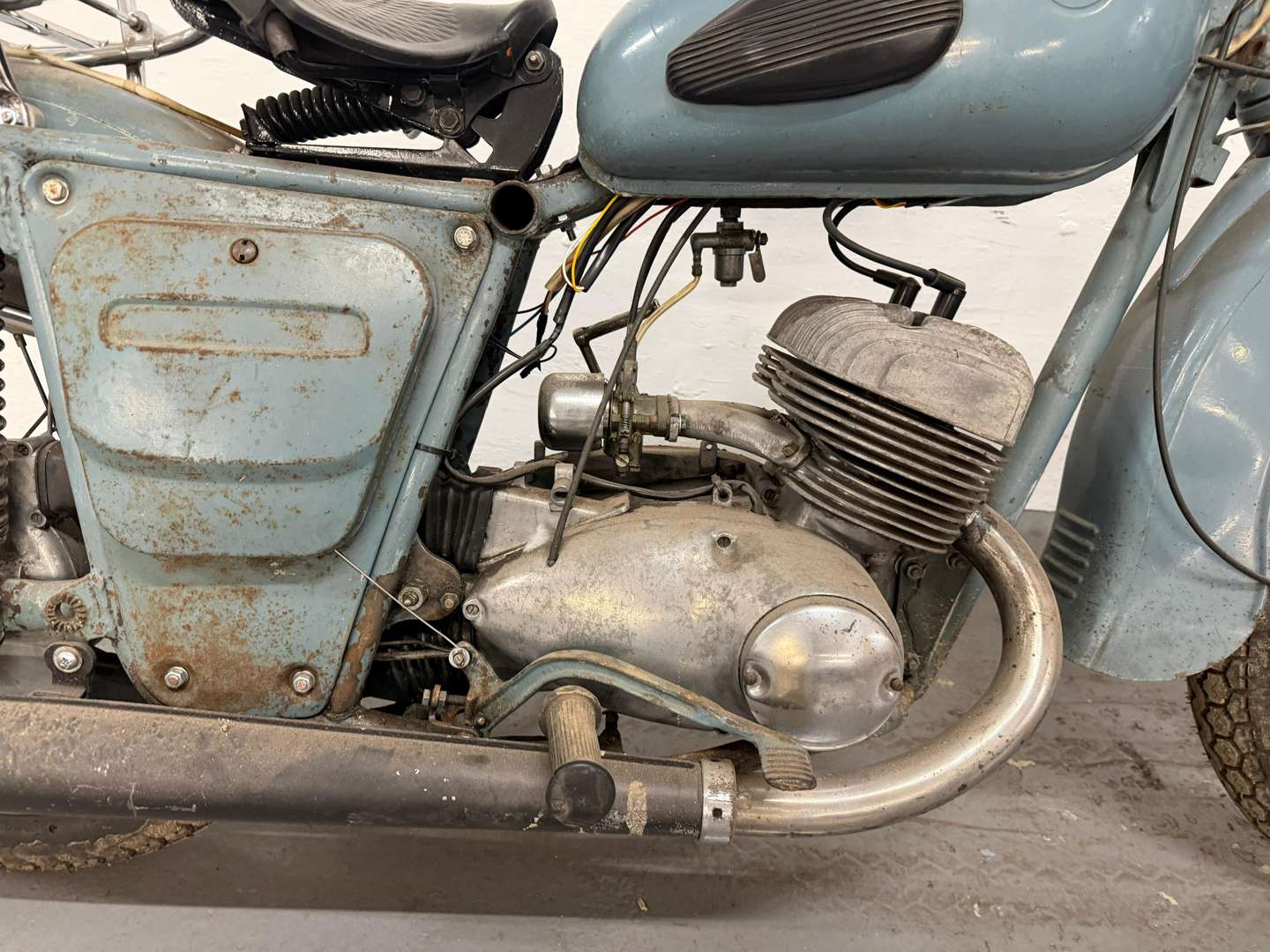 <p>1971 IZH JUPITER 2</p>