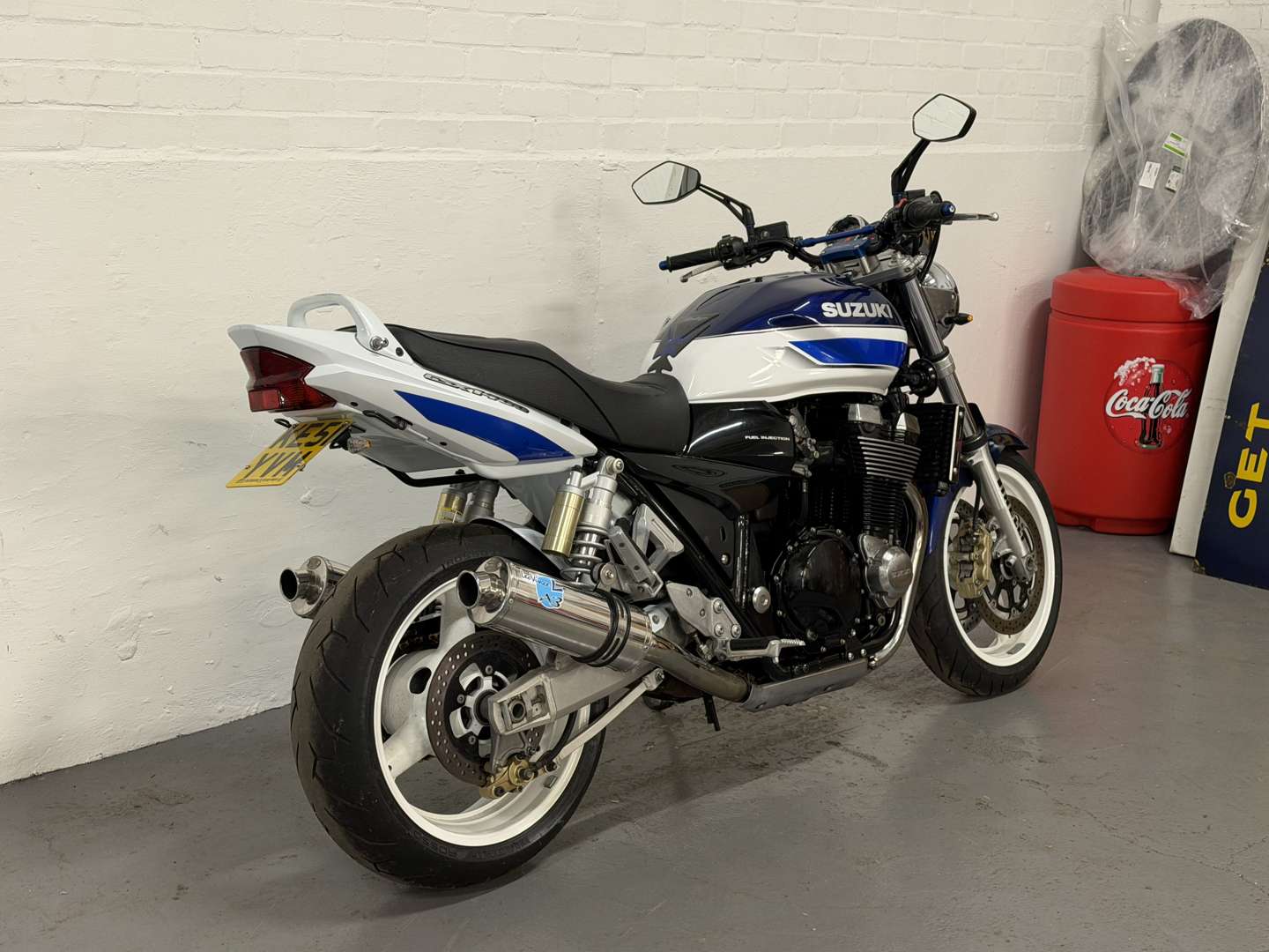 <p>2001 SUZUKI GSX 1400</p>