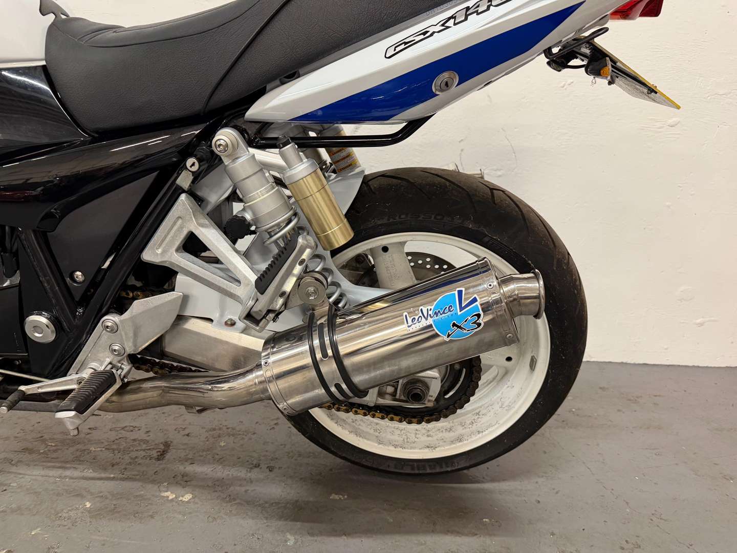 <p>2001 SUZUKI GSX 1400</p>