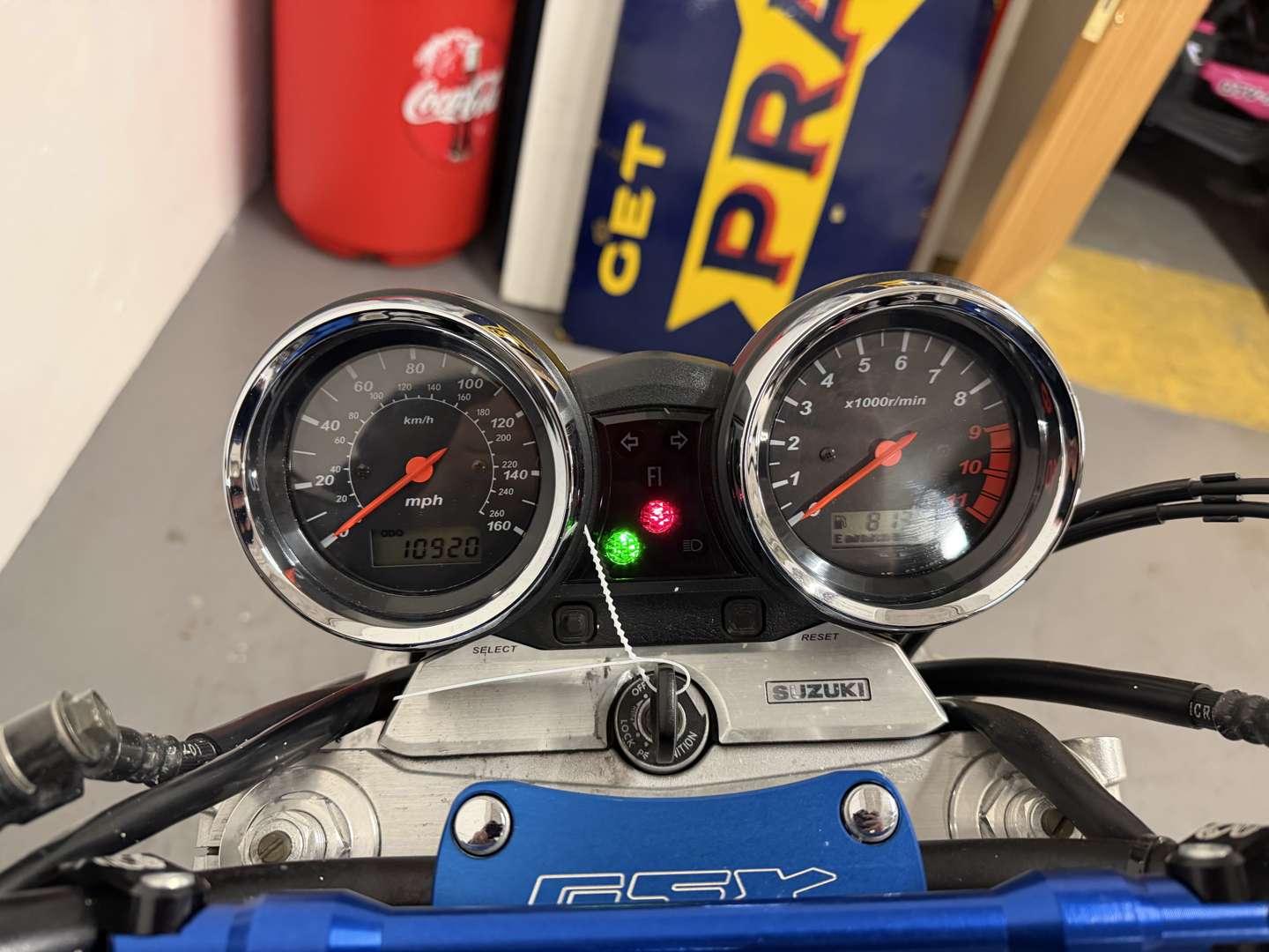 <p>2001 SUZUKI GSX 1400</p>