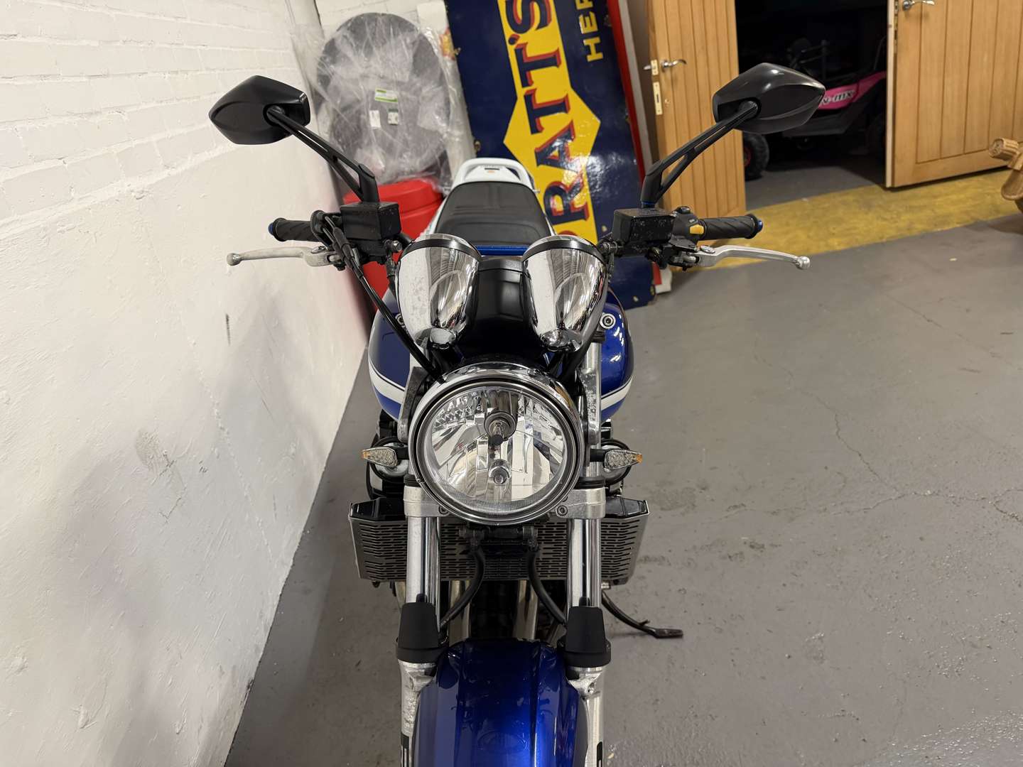 <p>2001 SUZUKI GSX 1400</p>