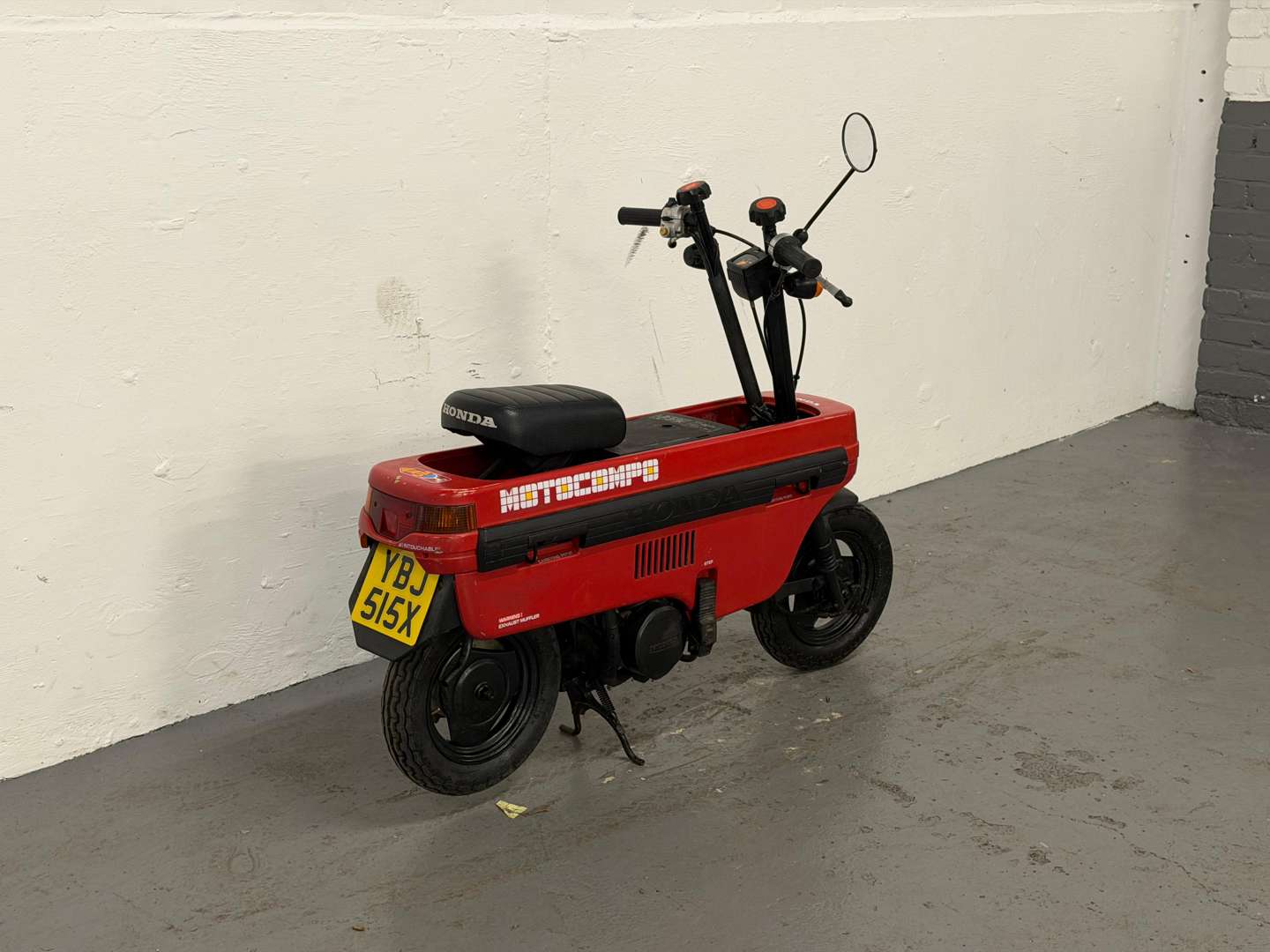 <p>1982 HONDA MOTOCOMPO</p>