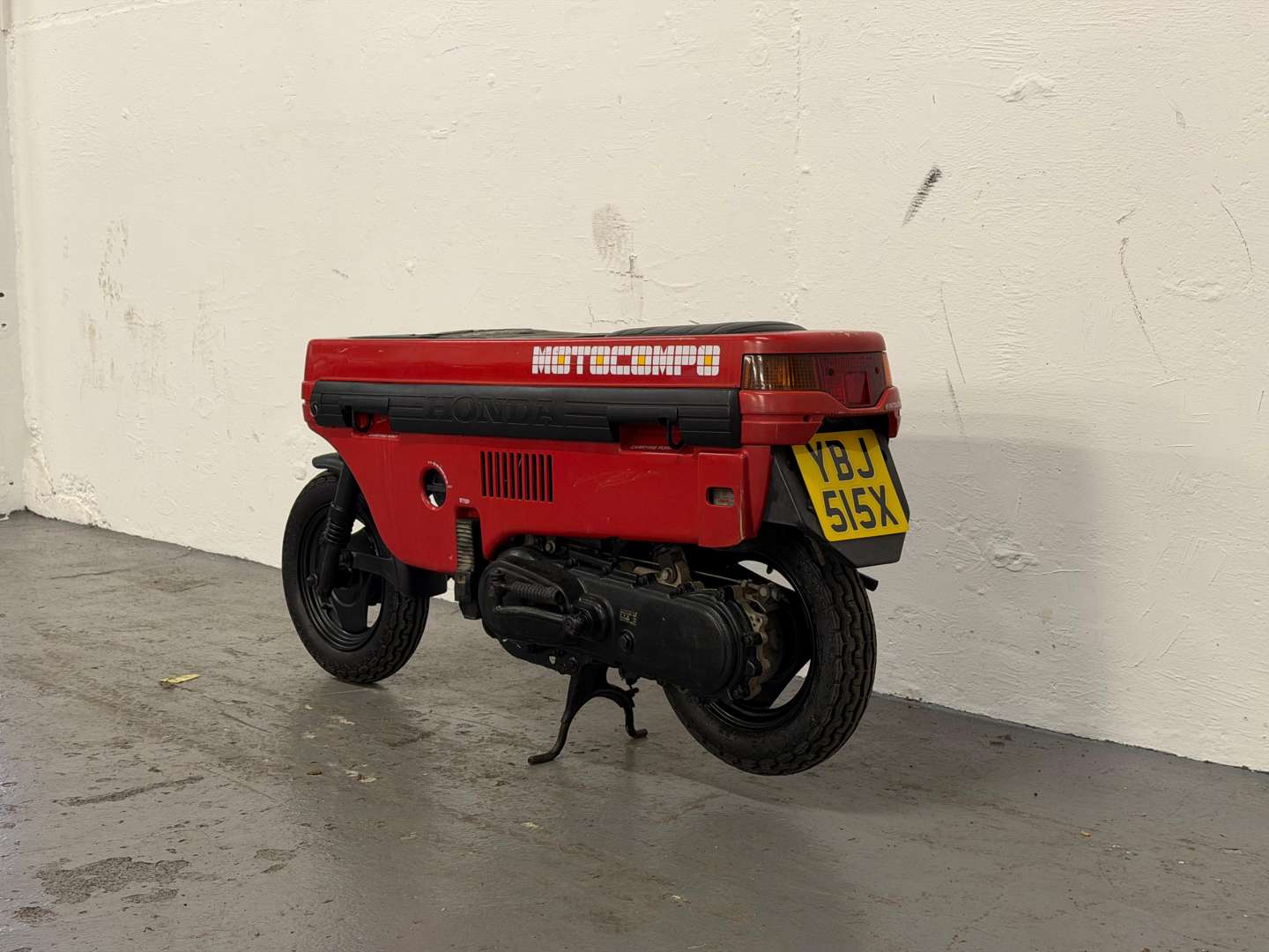 <p>1982 HONDA MOTOCOMPO</p>