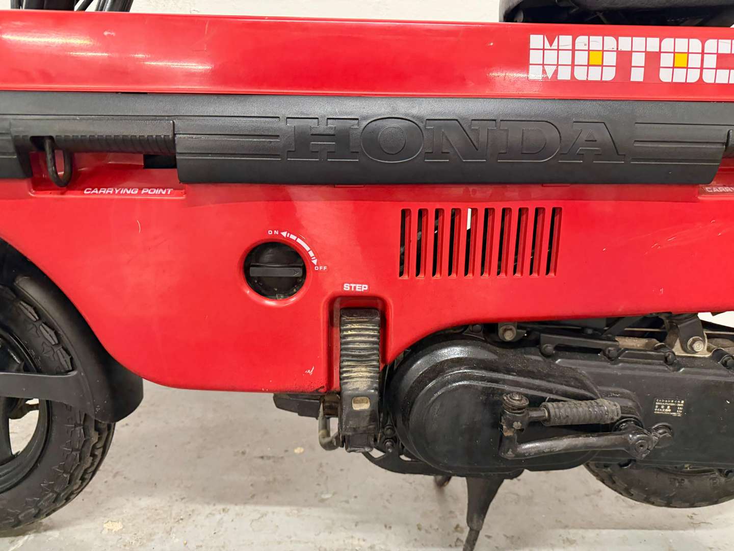 <p>1982 HONDA MOTOCOMPO</p>