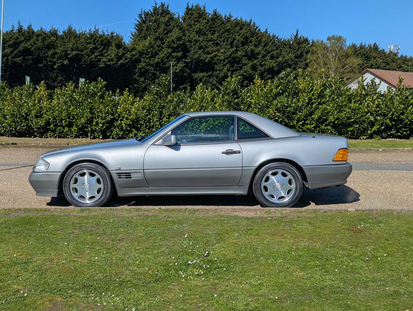 <p>1990 MERCEDES 500 SL R129</p>