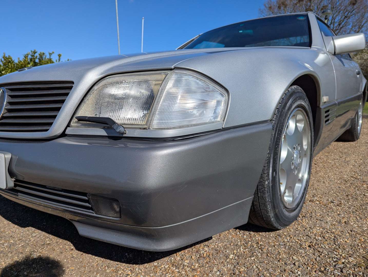 <p>1990 MERCEDES 500 SL R129</p>