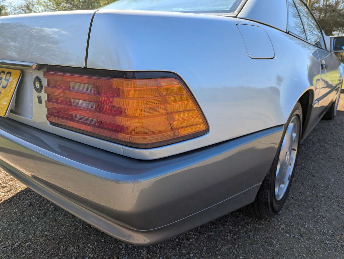 <p>1990 MERCEDES 500 SL R129</p>