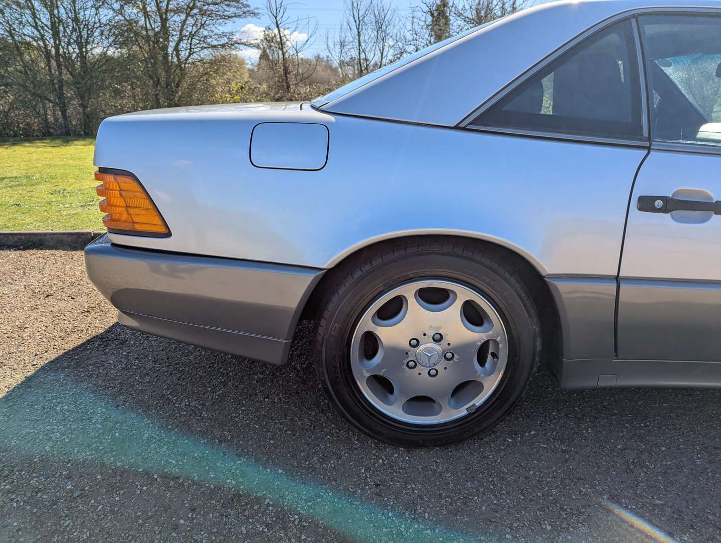 <p>1990 MERCEDES 500 SL R129</p>