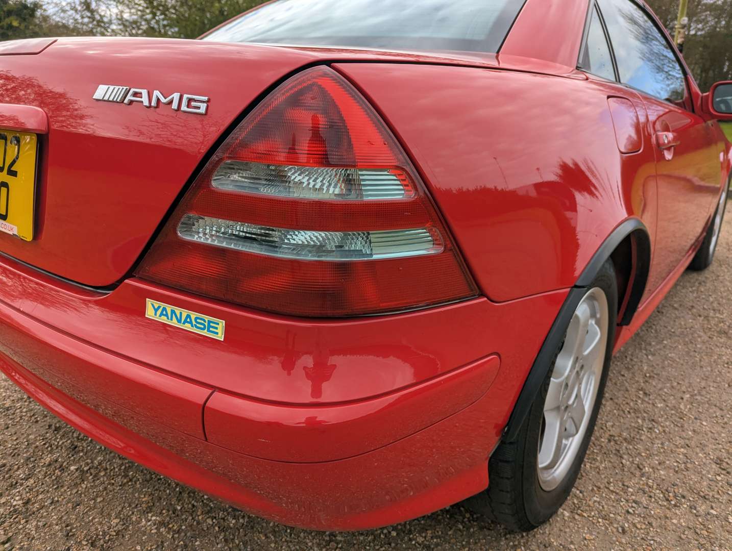 <p>2002 MERCEDES 320 SLK R170</p>