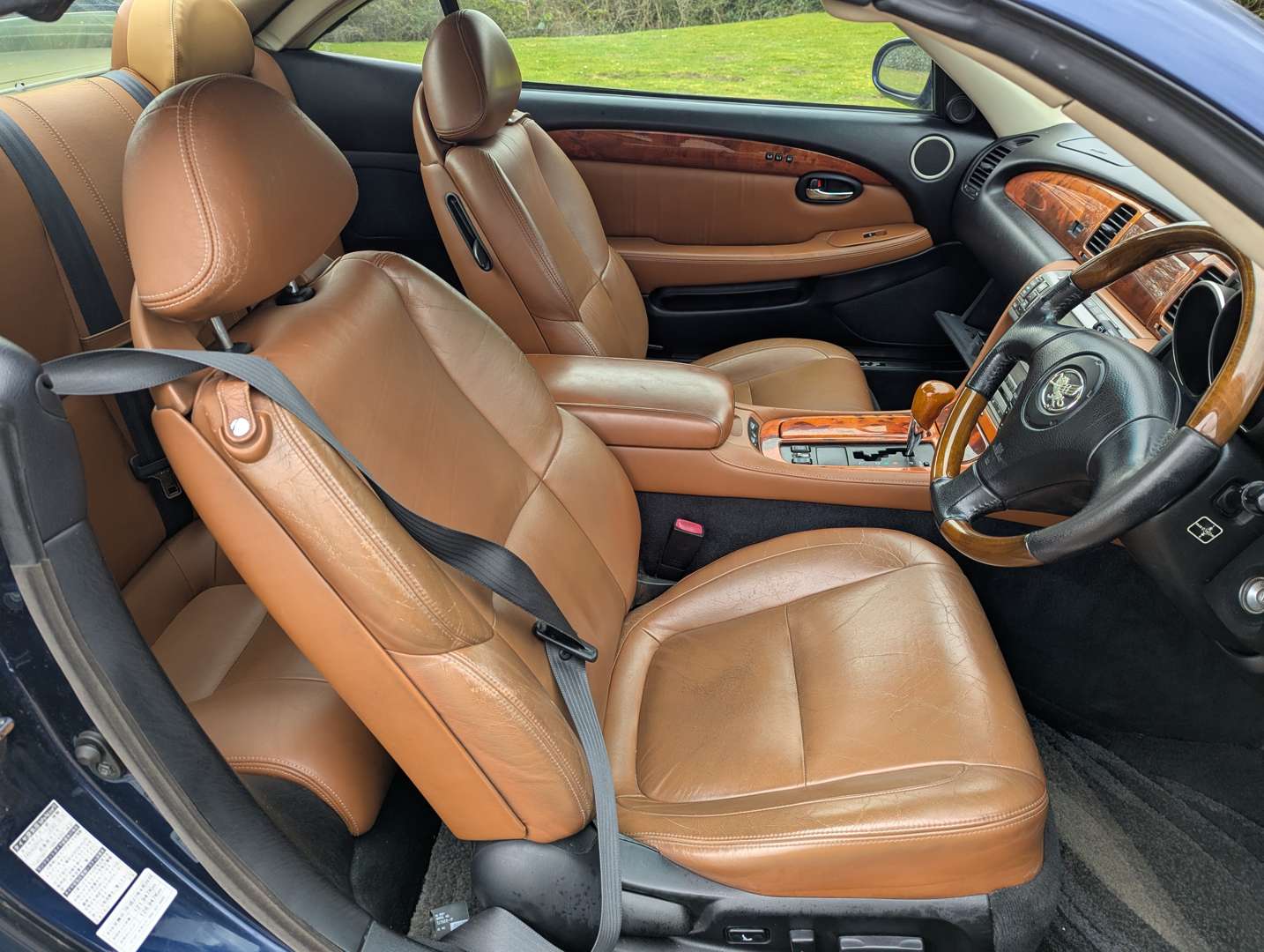 <p>2001 TOYOTA SOARER</p>