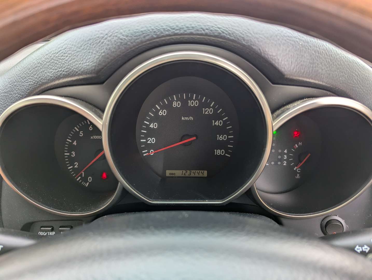 <p>2001 TOYOTA SOARER</p>