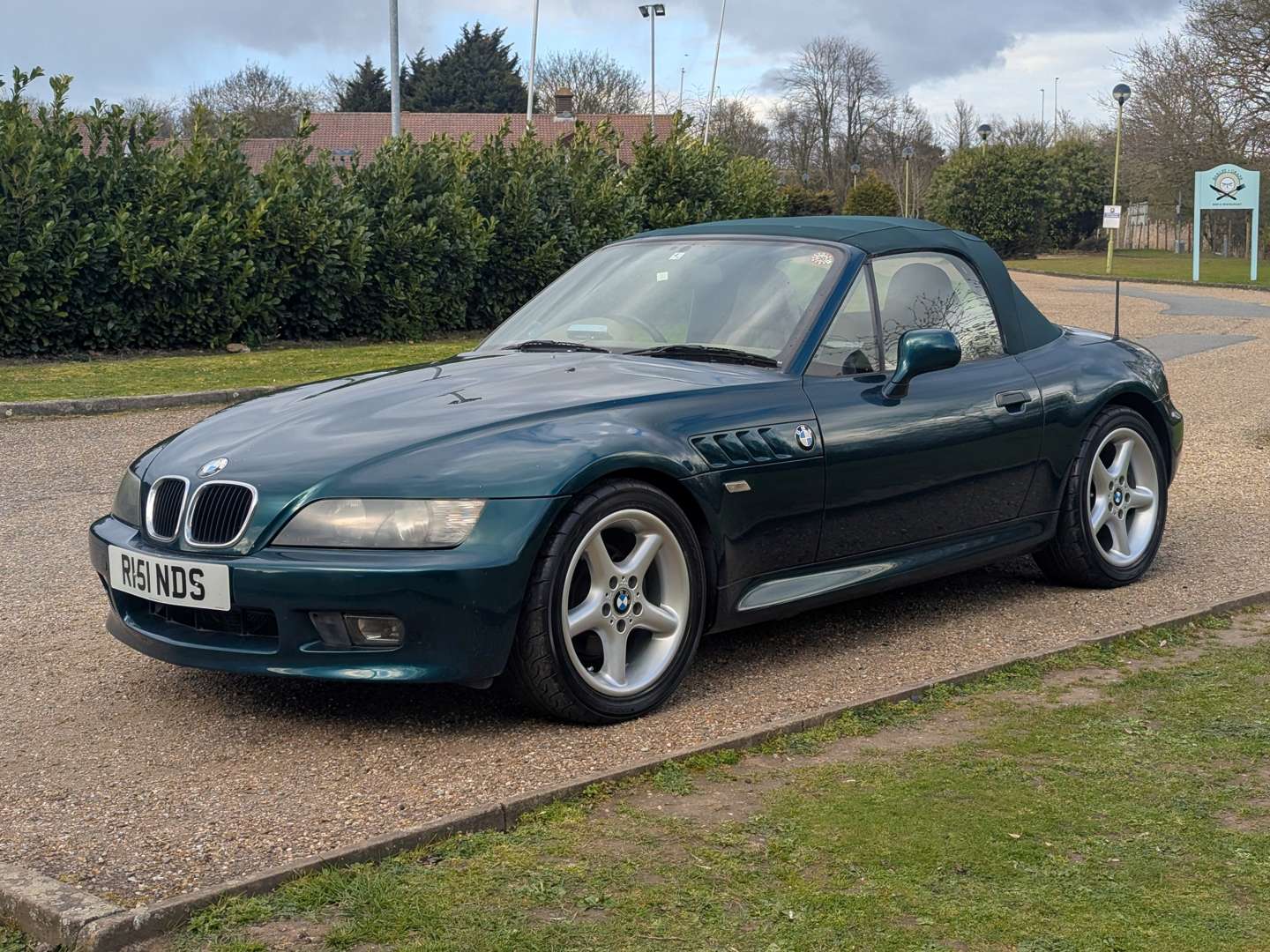 <p>1998 BMW Z3 1.9L</p>