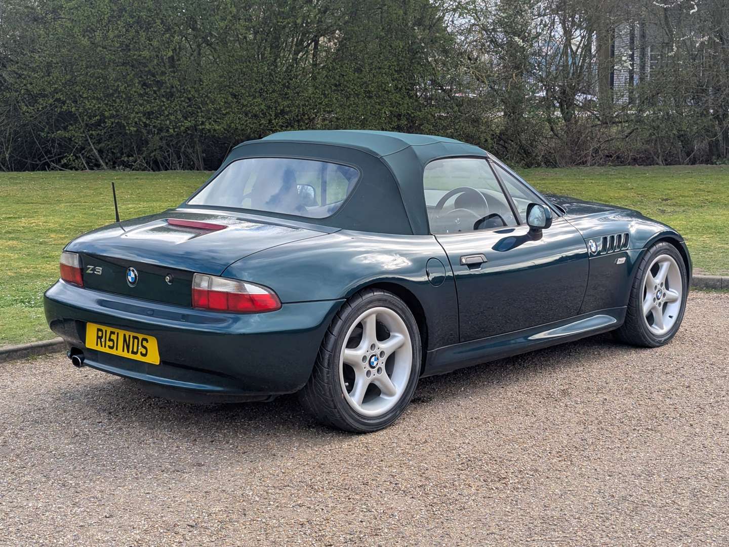 <p>1998 BMW Z3 1.9L</p>