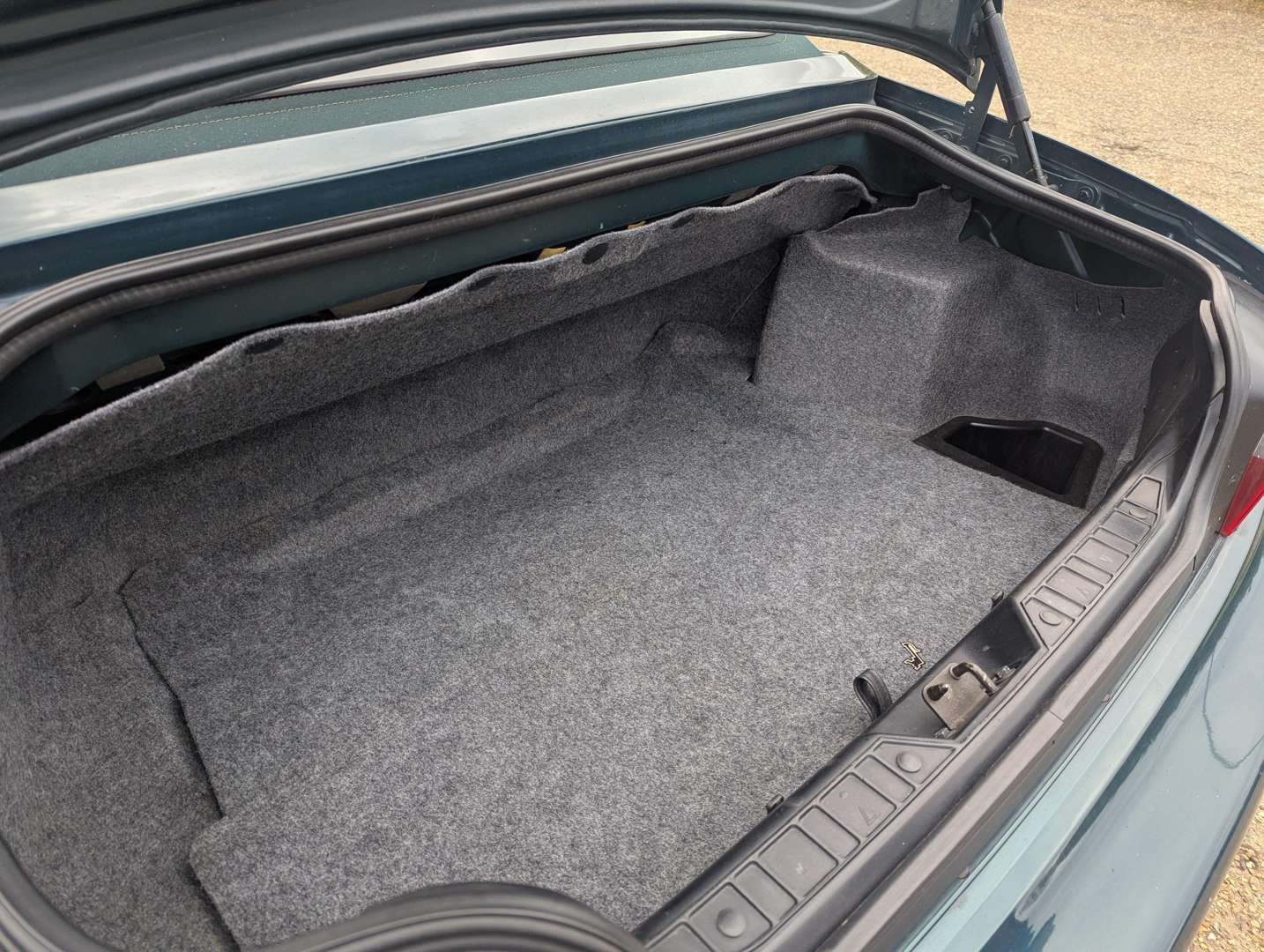 <p>1998 BMW Z3 1.9L</p>