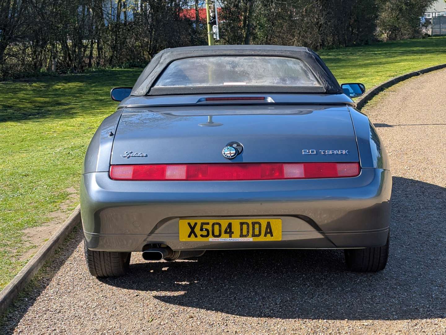 <p>2001 ALFA ROMEO SPIDER</p>