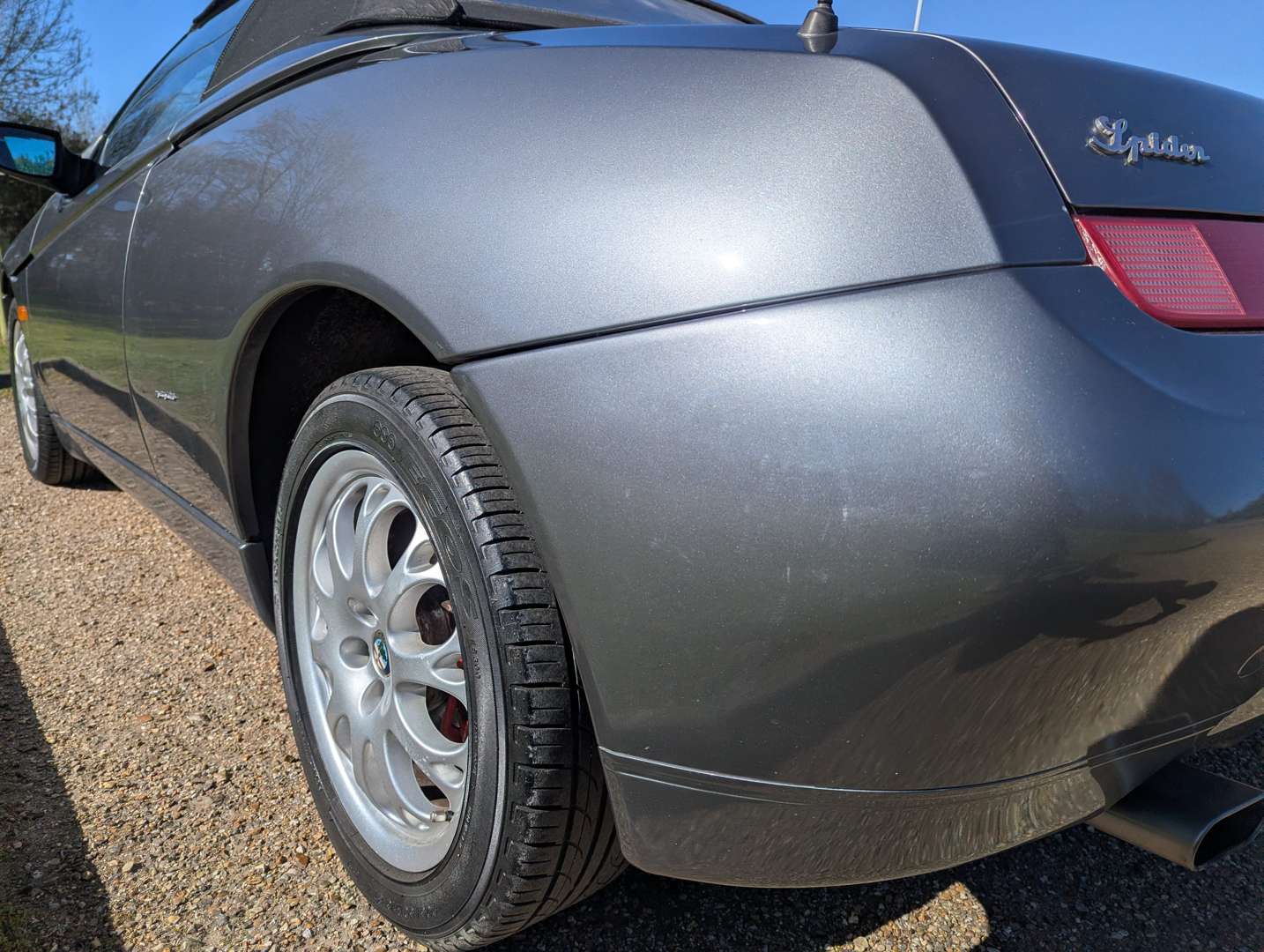 <p>2001 ALFA ROMEO SPIDER</p>