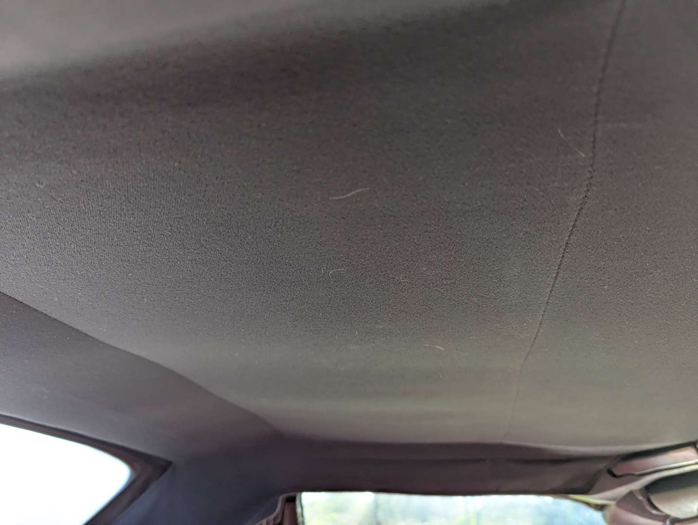 <p>2001 ALFA ROMEO SPIDER</p>