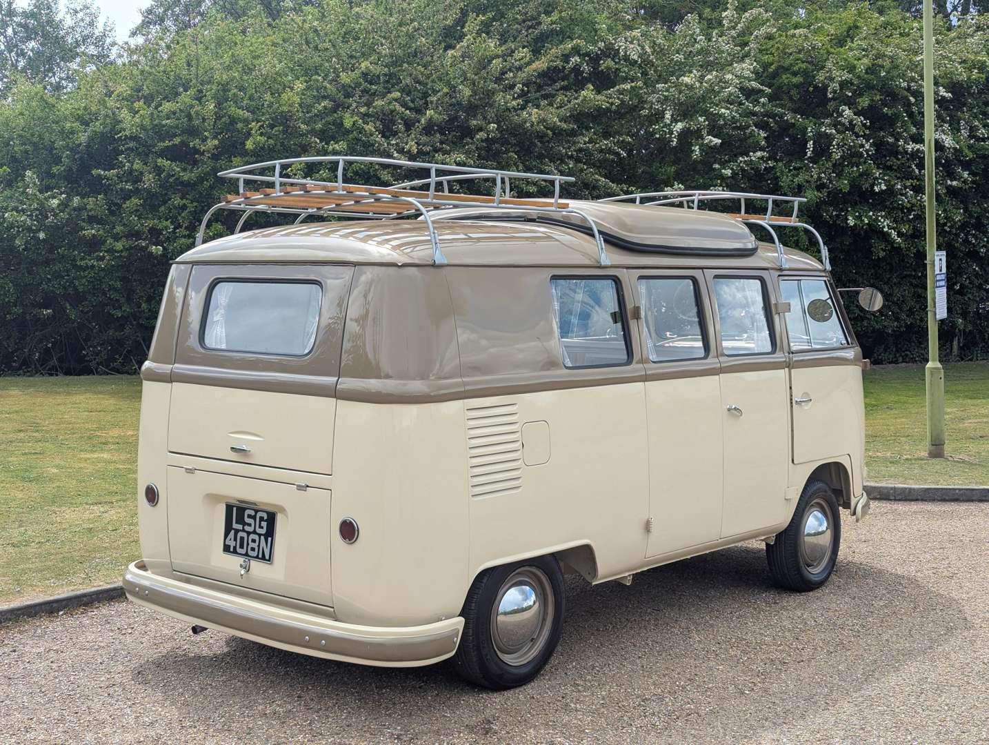 <p>1975 VW T2 CAMPER LHD</p>