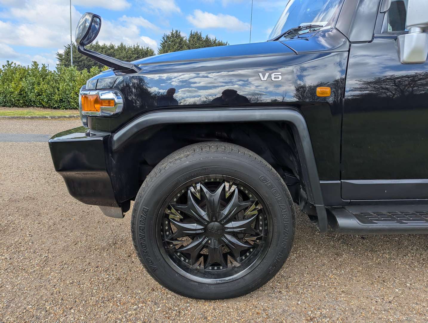 <p>2011 TOYOTA FJ CRUISER AUTO</p>