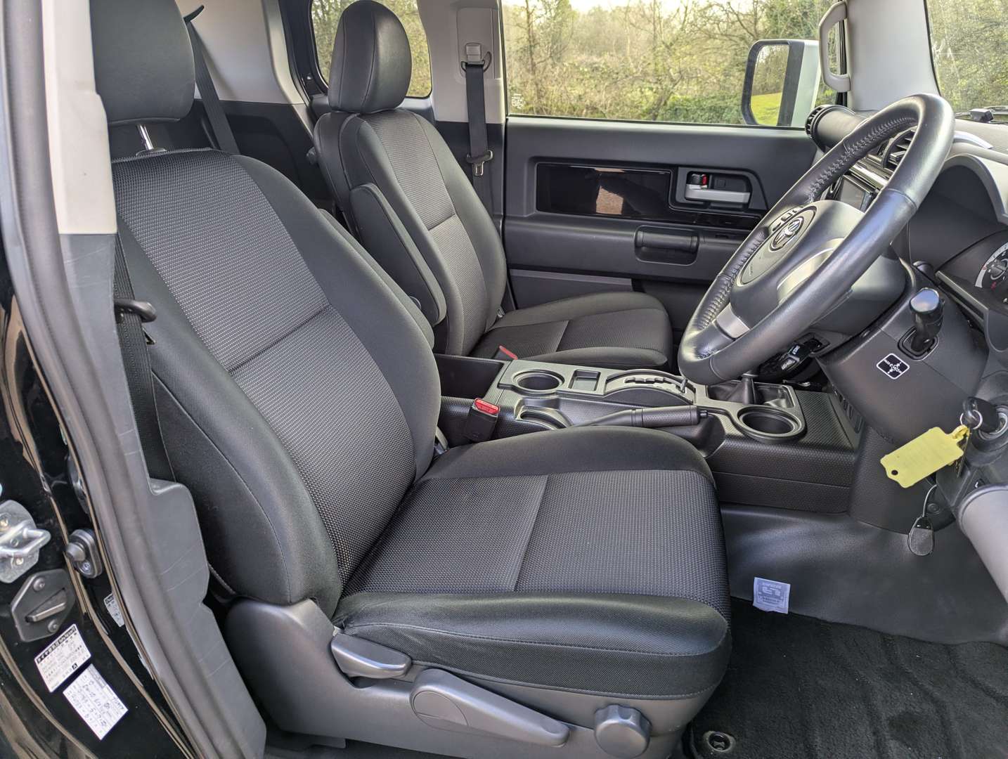 <p>2011 TOYOTA FJ CRUISER AUTO</p>