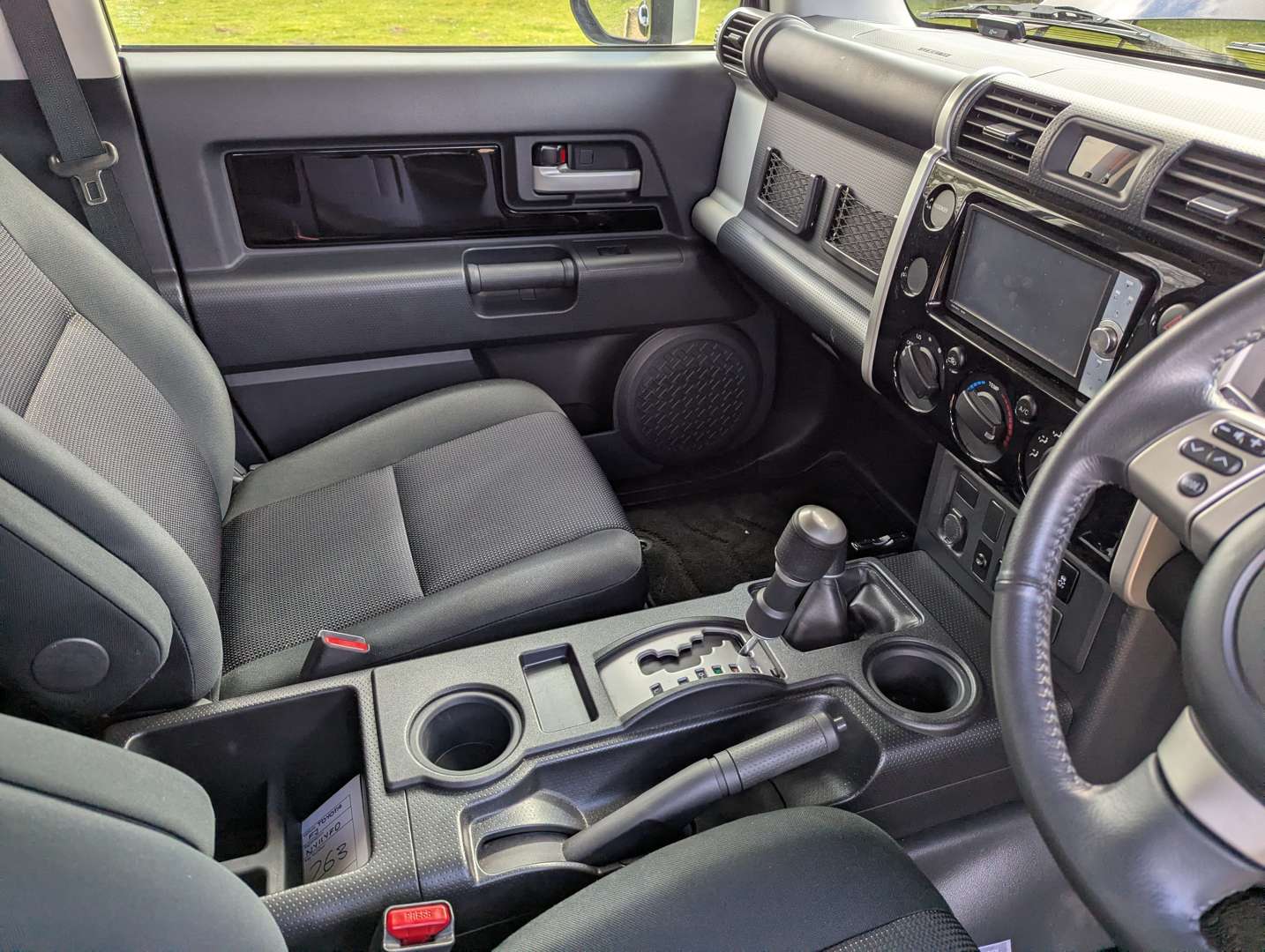 <p>2011 TOYOTA FJ CRUISER AUTO</p>