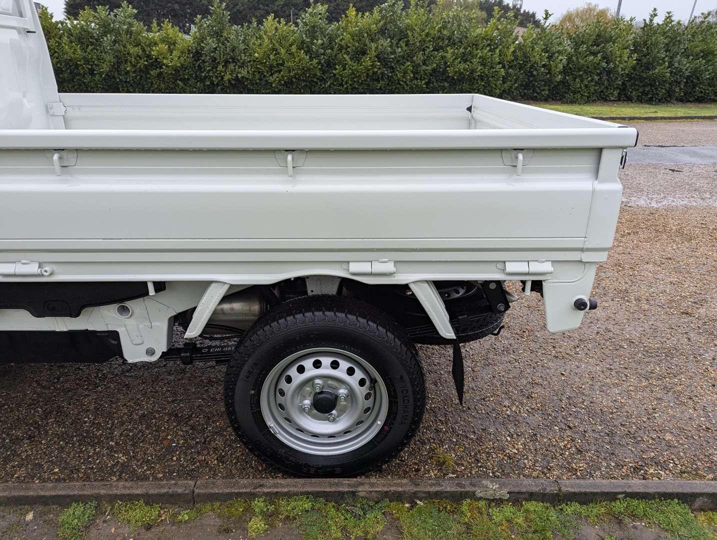 <p>2024 DAIHATSU HI-JET 4WD</p>