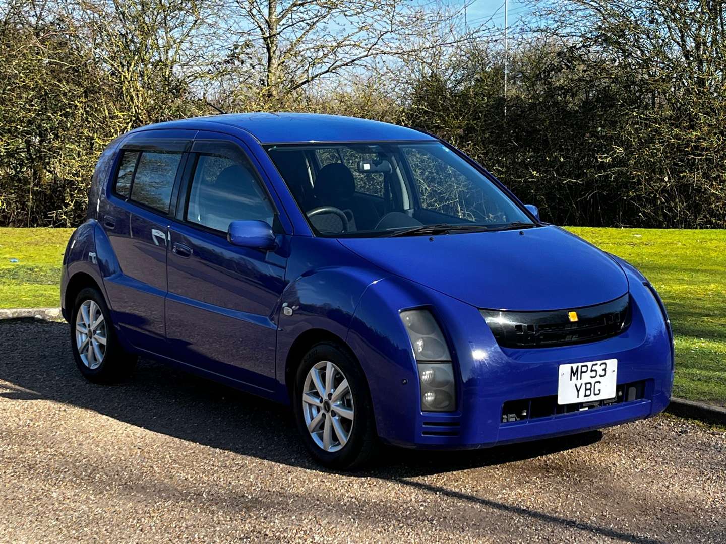 <p>2003 TOYOTA WILL</p>