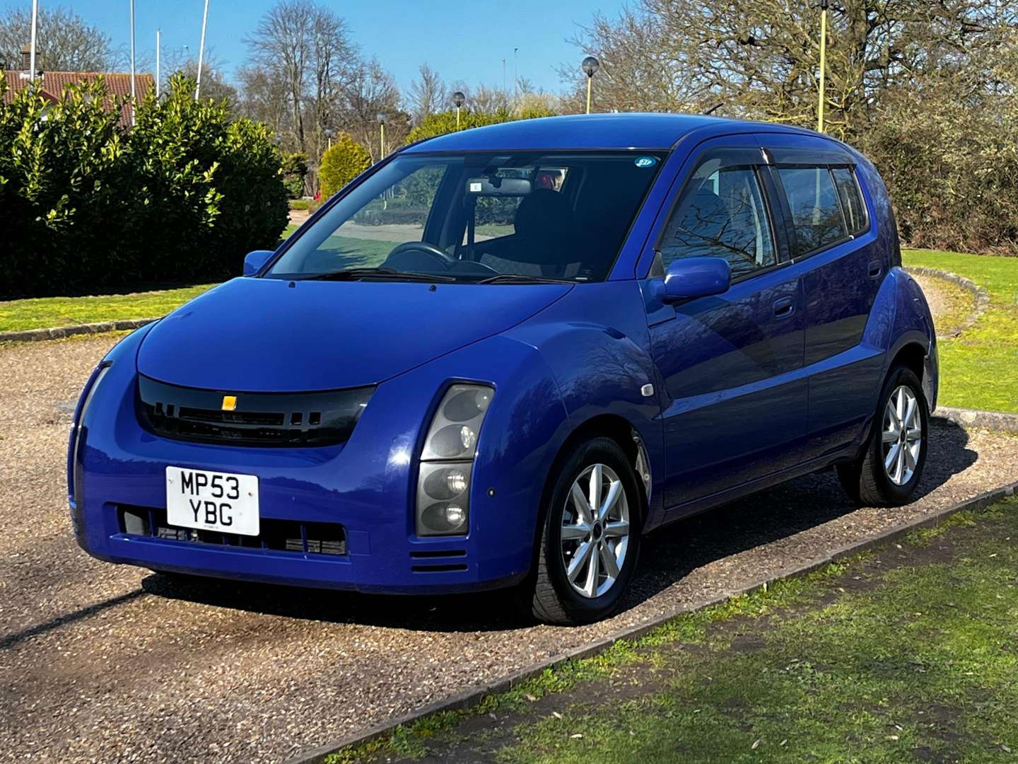 <p>2003 TOYOTA WILL</p>