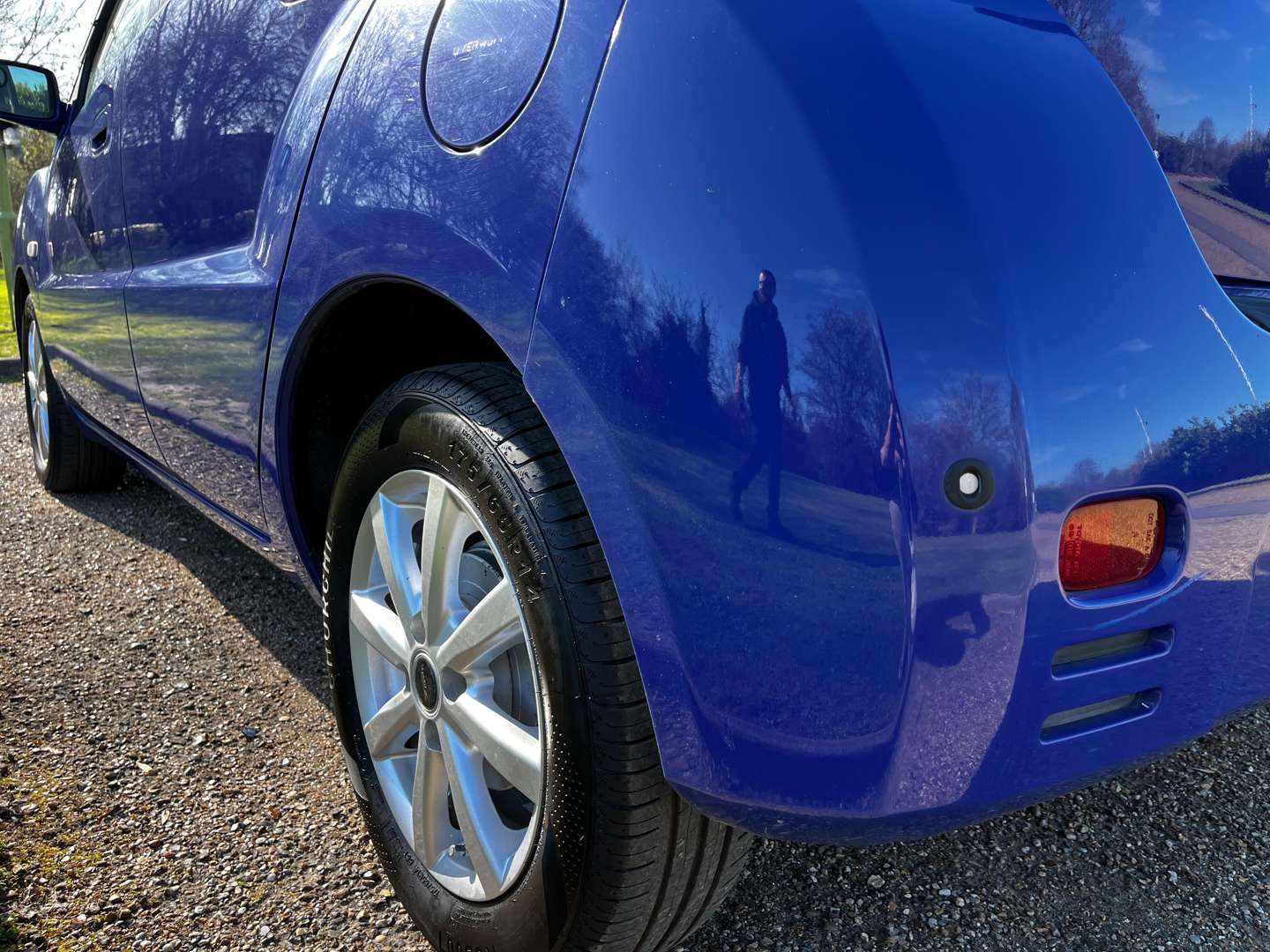 <p>2003 TOYOTA WILL</p>