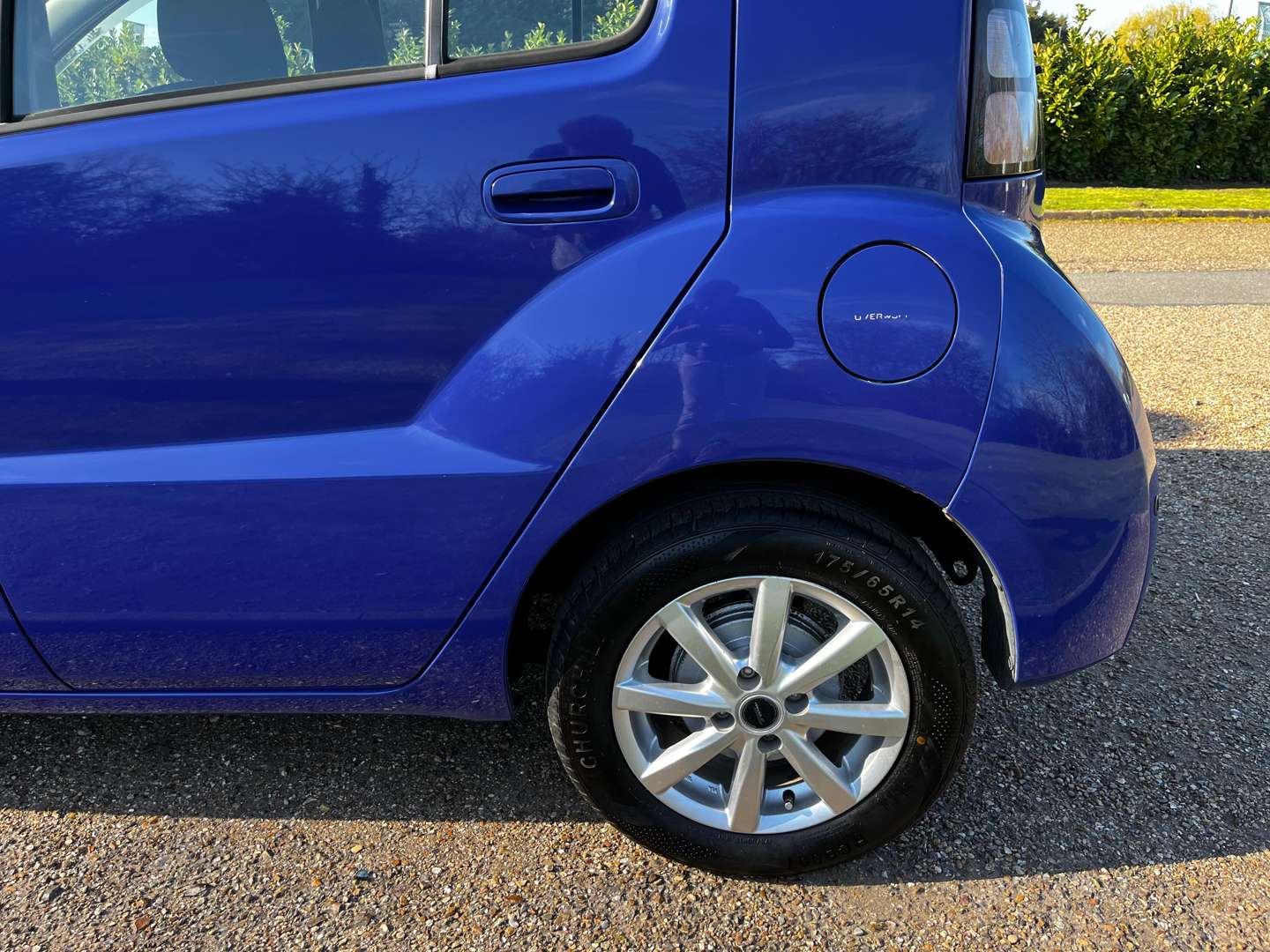 <p>2003 TOYOTA WILL</p>